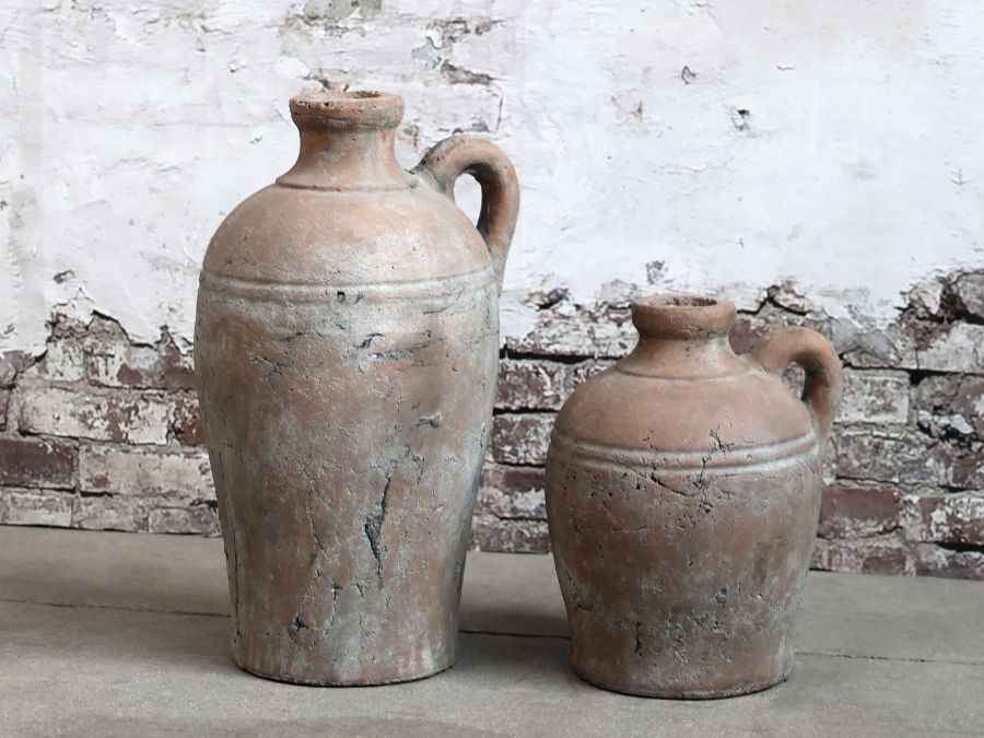 Rustic Terracotta Bottle w. handle
